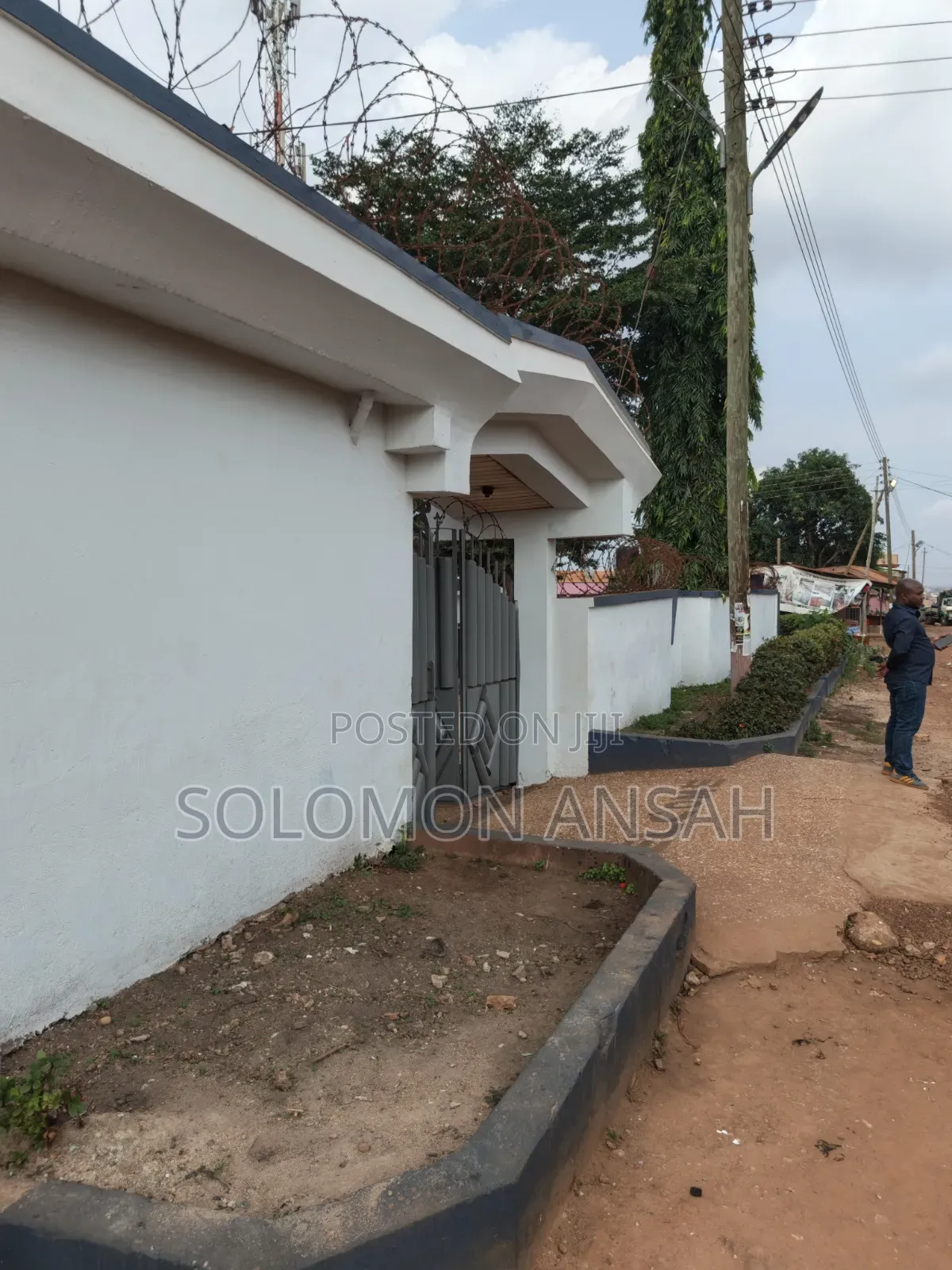 6bdrm House in Free Will Agency, Kumasi Metropolitan for rent