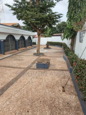 6bdrm House in Free Will Agency, Kumasi Metropolitan for rent