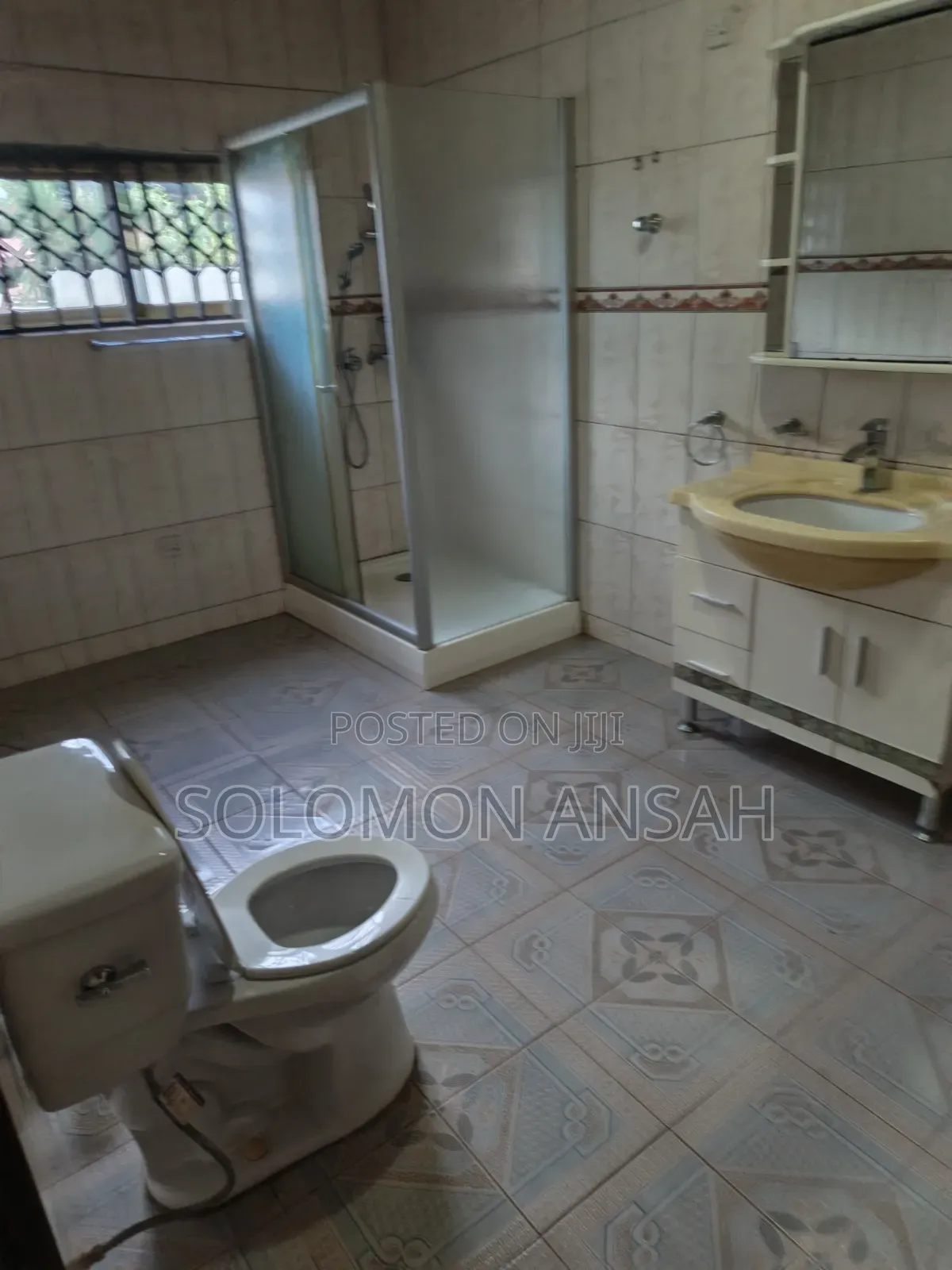 6bdrm House in Free Will Agency, Kumasi Metropolitan for rent