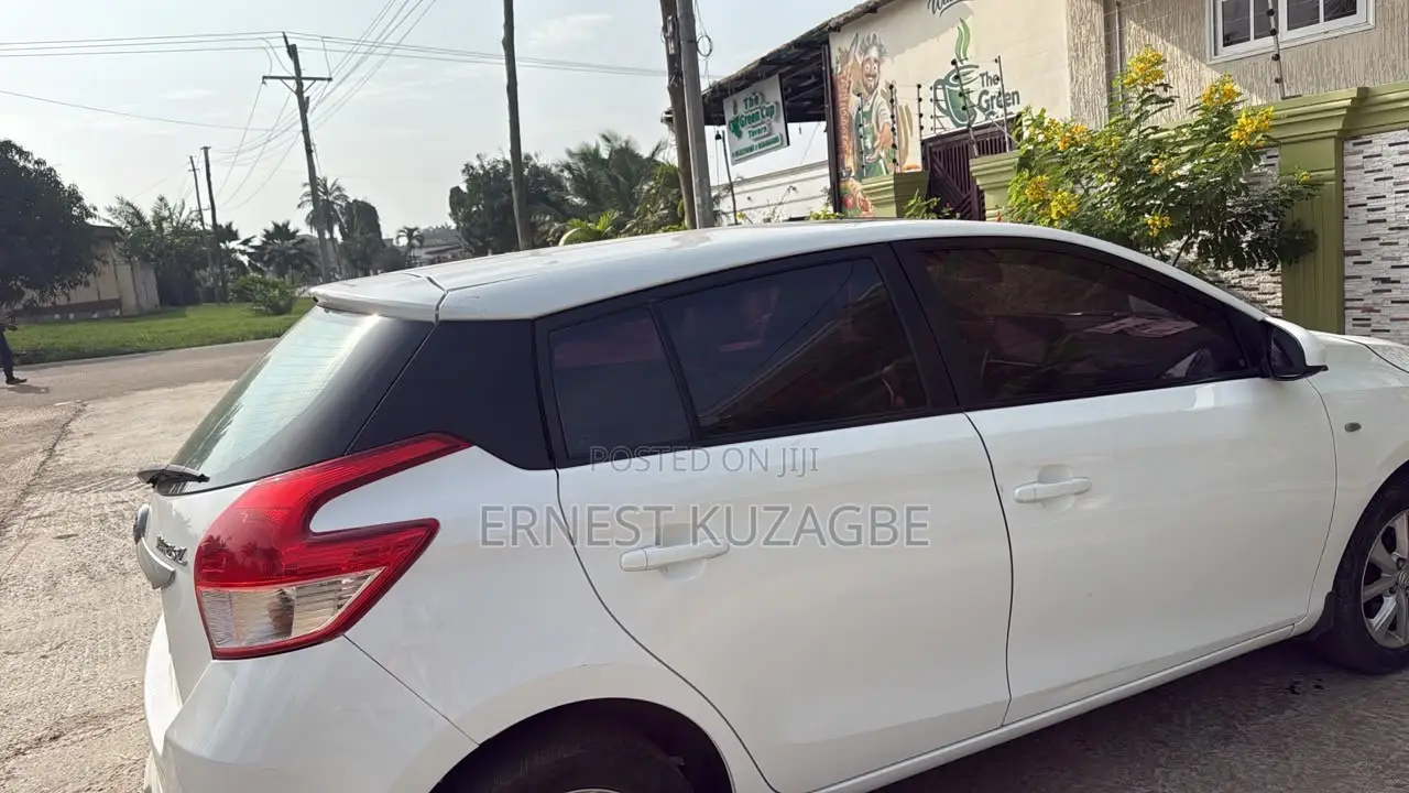 Toyota Yaris 2016 White