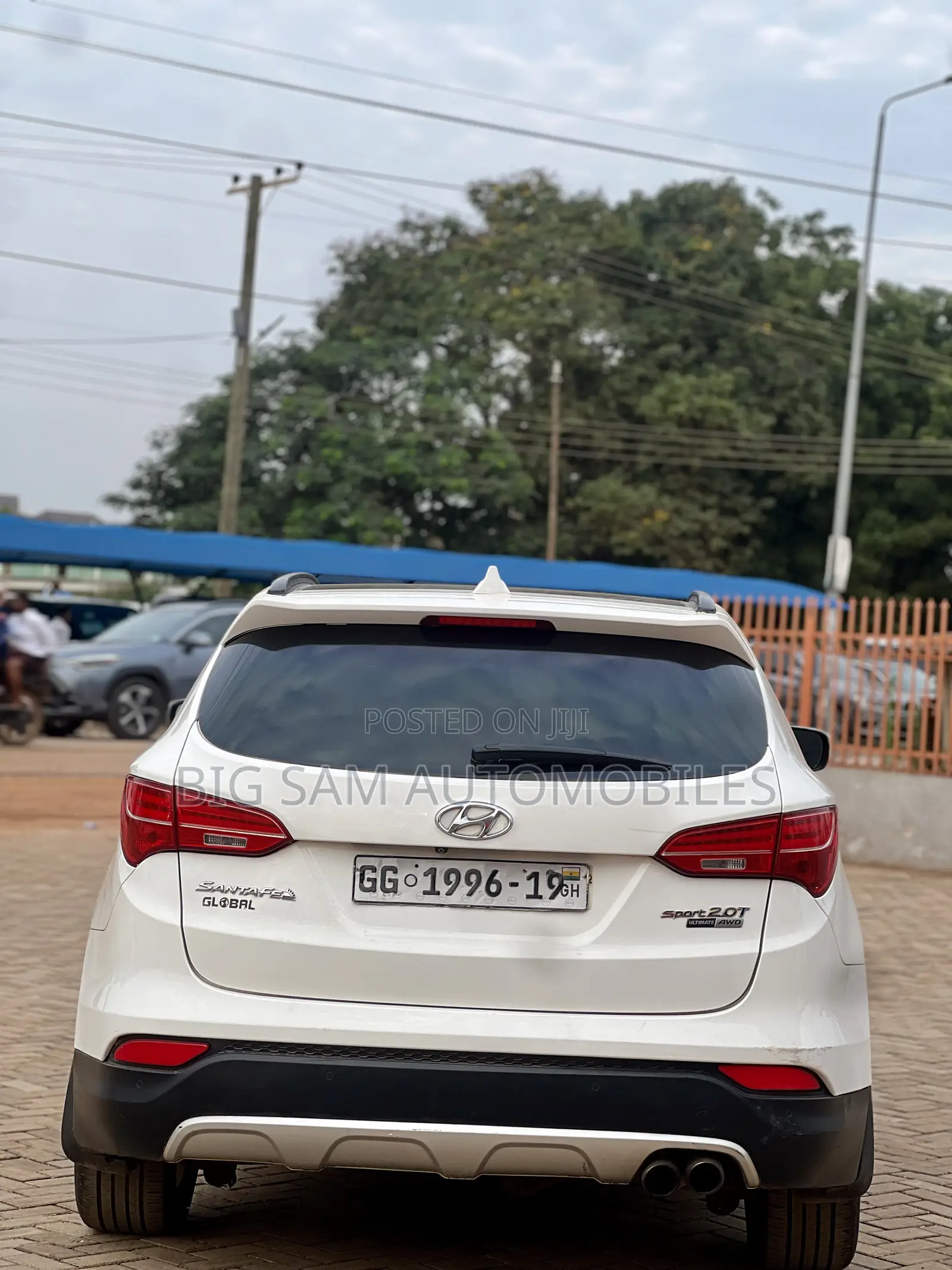 Hyundai Santa Fe 2015 White