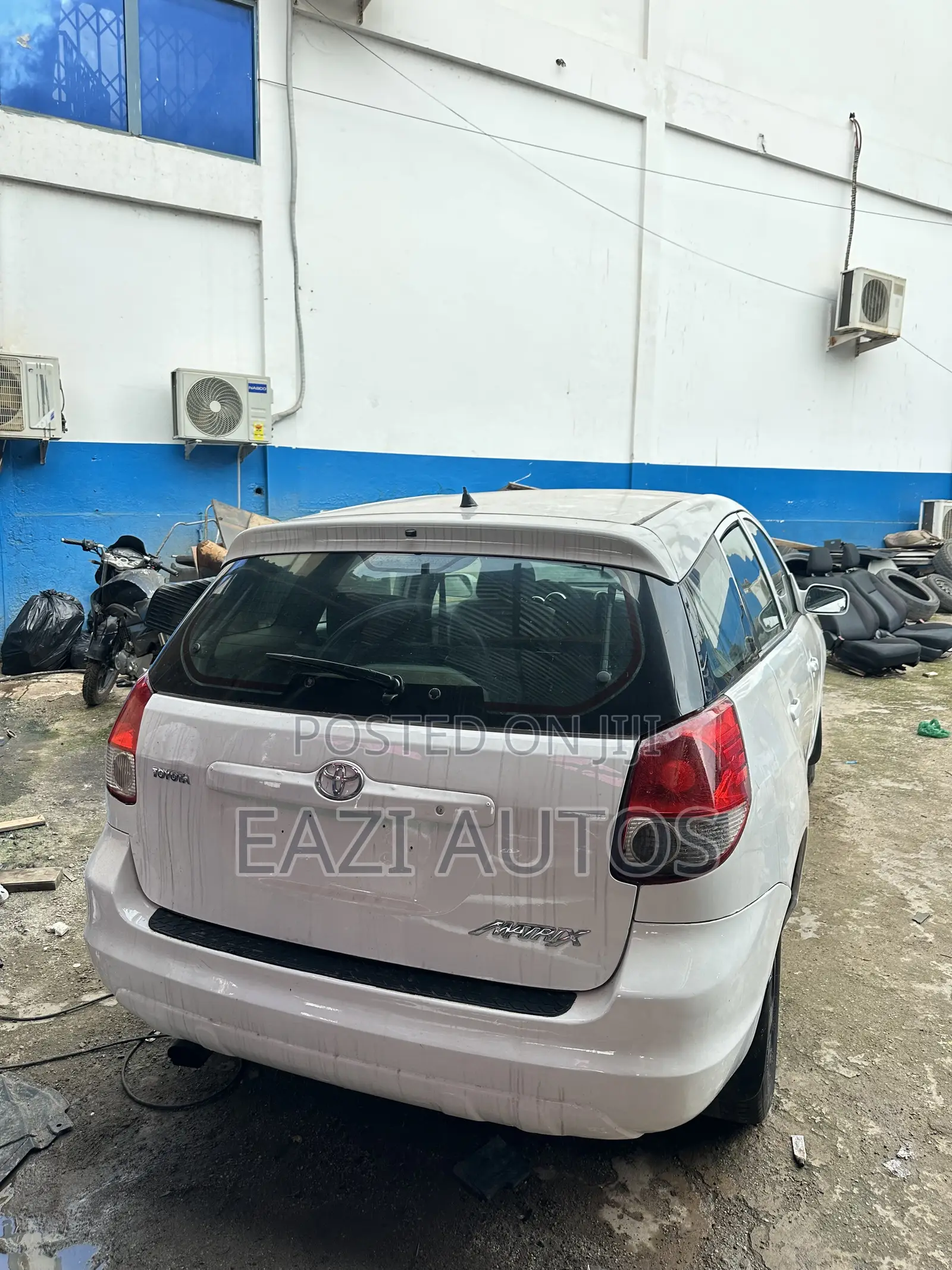 Toyota Matrix 2006 White