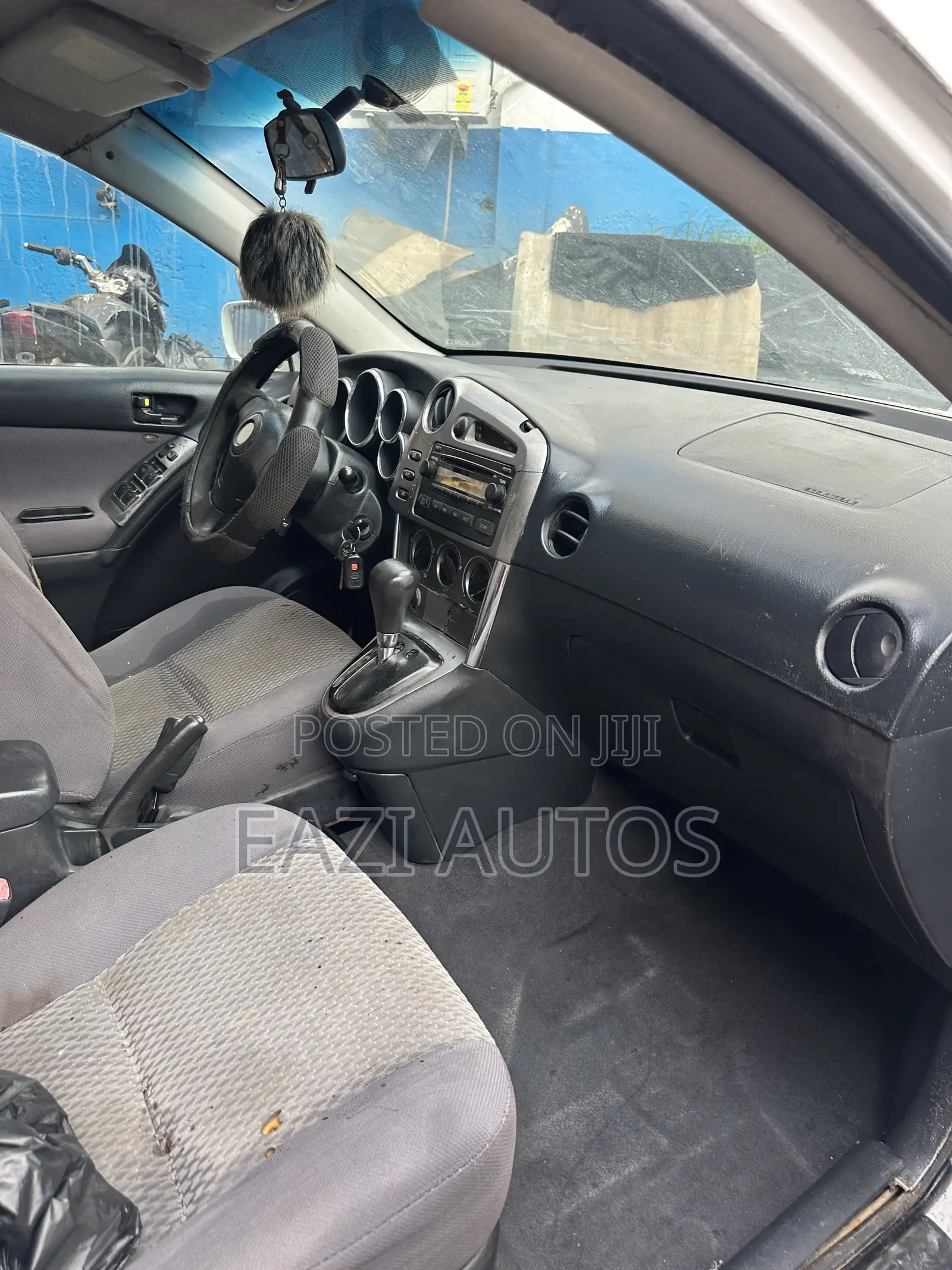 Toyota Matrix 2006 White