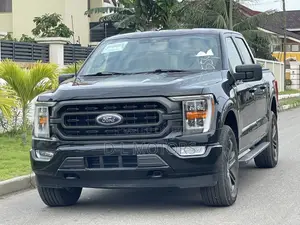 Ford F-150 XLT 2022 Black