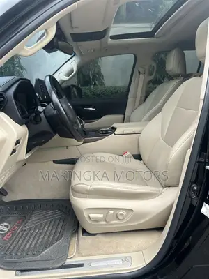 Toyota Land Cruiser LC300 2022 Black
