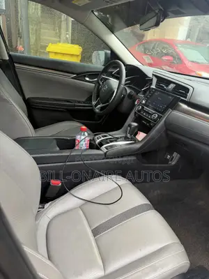 Honda Civic Touring Sedan 2019 Gray
