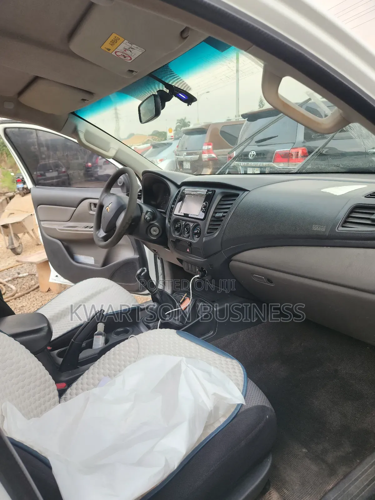 Mitsubishi L200 2017 White