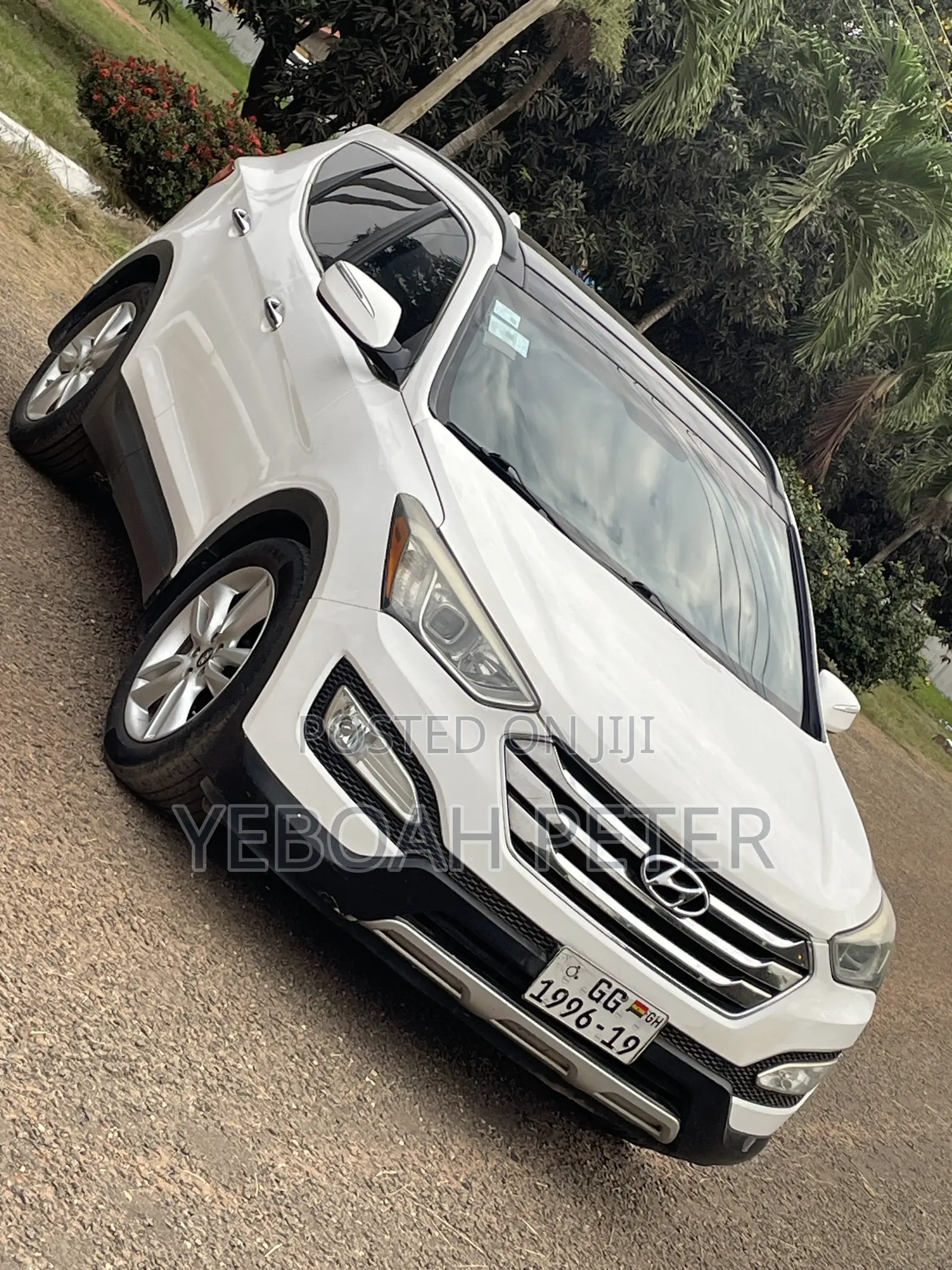 Hyundai Santa Fe 2015 White