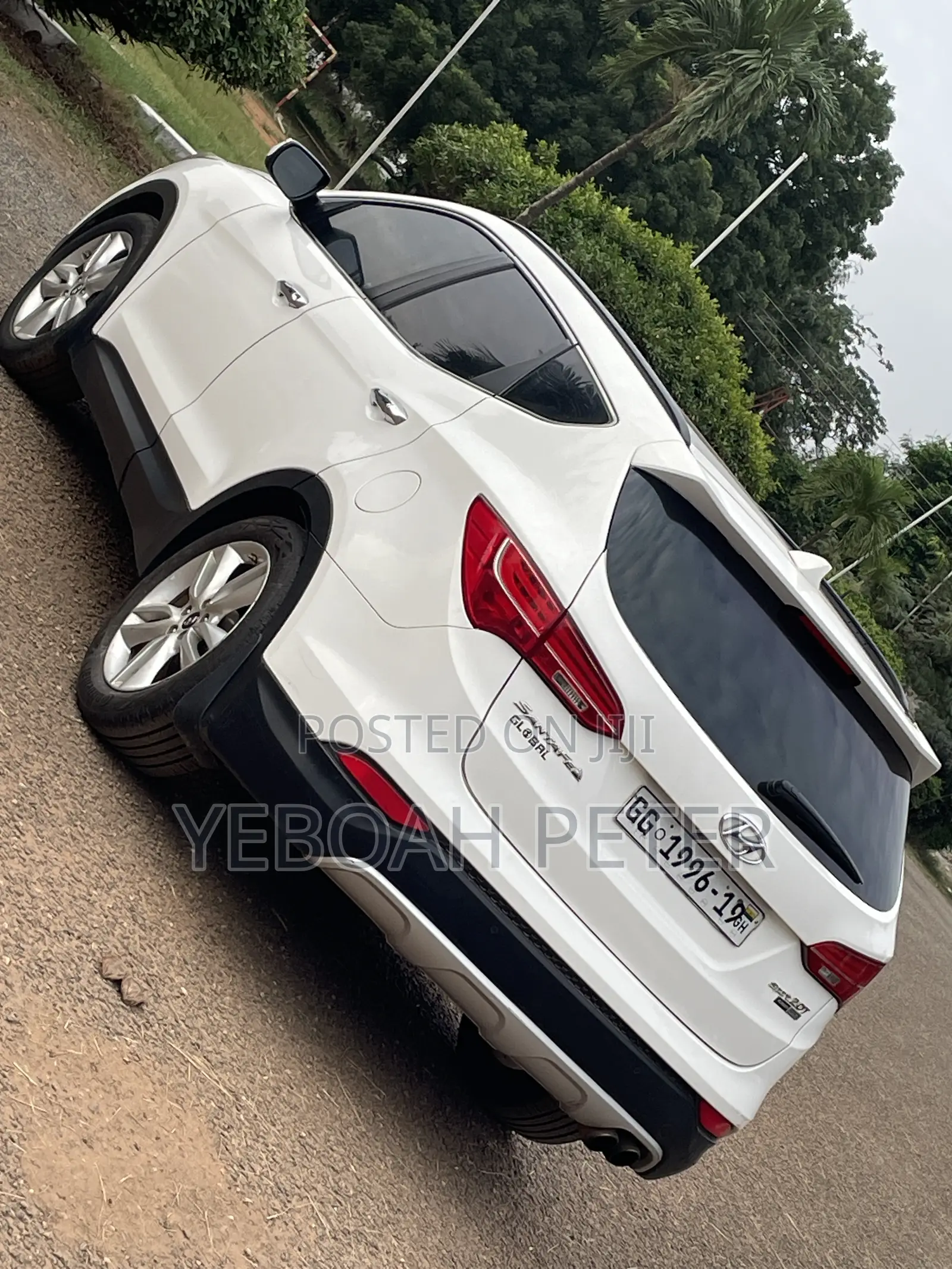 Hyundai Santa Fe 2015 White