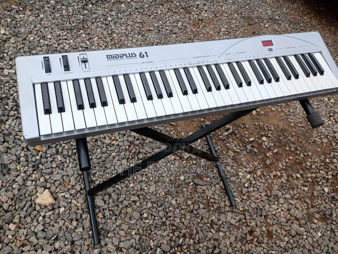 Midi Plus 61 Keyboard Controller