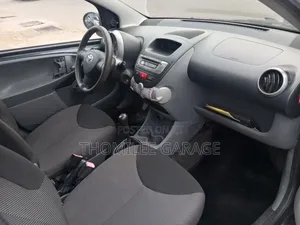 Toyota Aygo 2010 Gray
