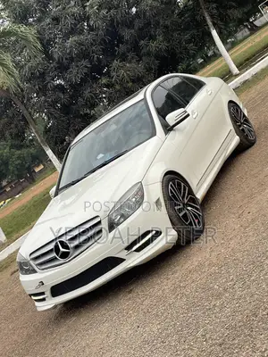 Mercedes-Benz C300 2006 White