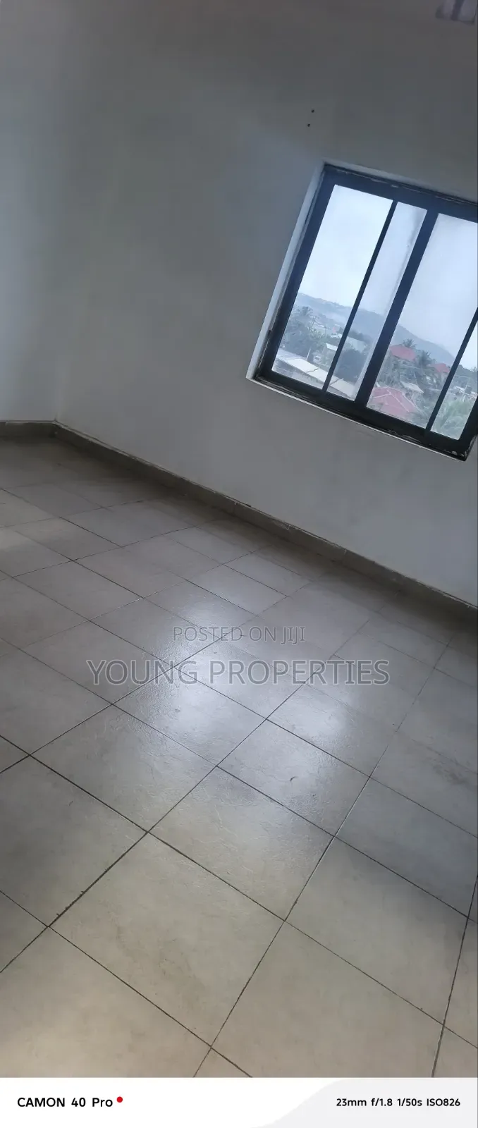 2bdrm Apartment in Ablekuma, Olebu for rent
