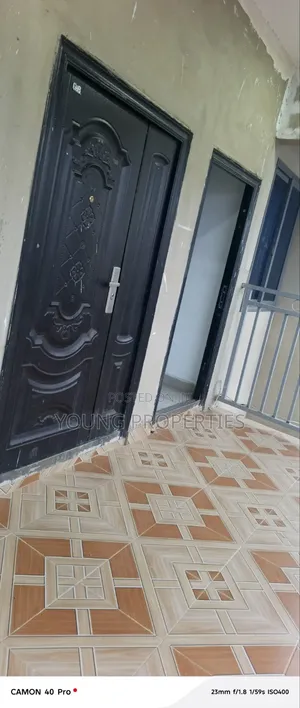 2bdrm Apartment in Ablekuma, Olebu for rent