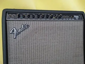 Fender Deluxe 112plus Guitar Combo With Footswitch