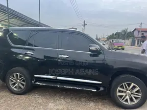 Toyota Land Cruiser Prado 2016 Black