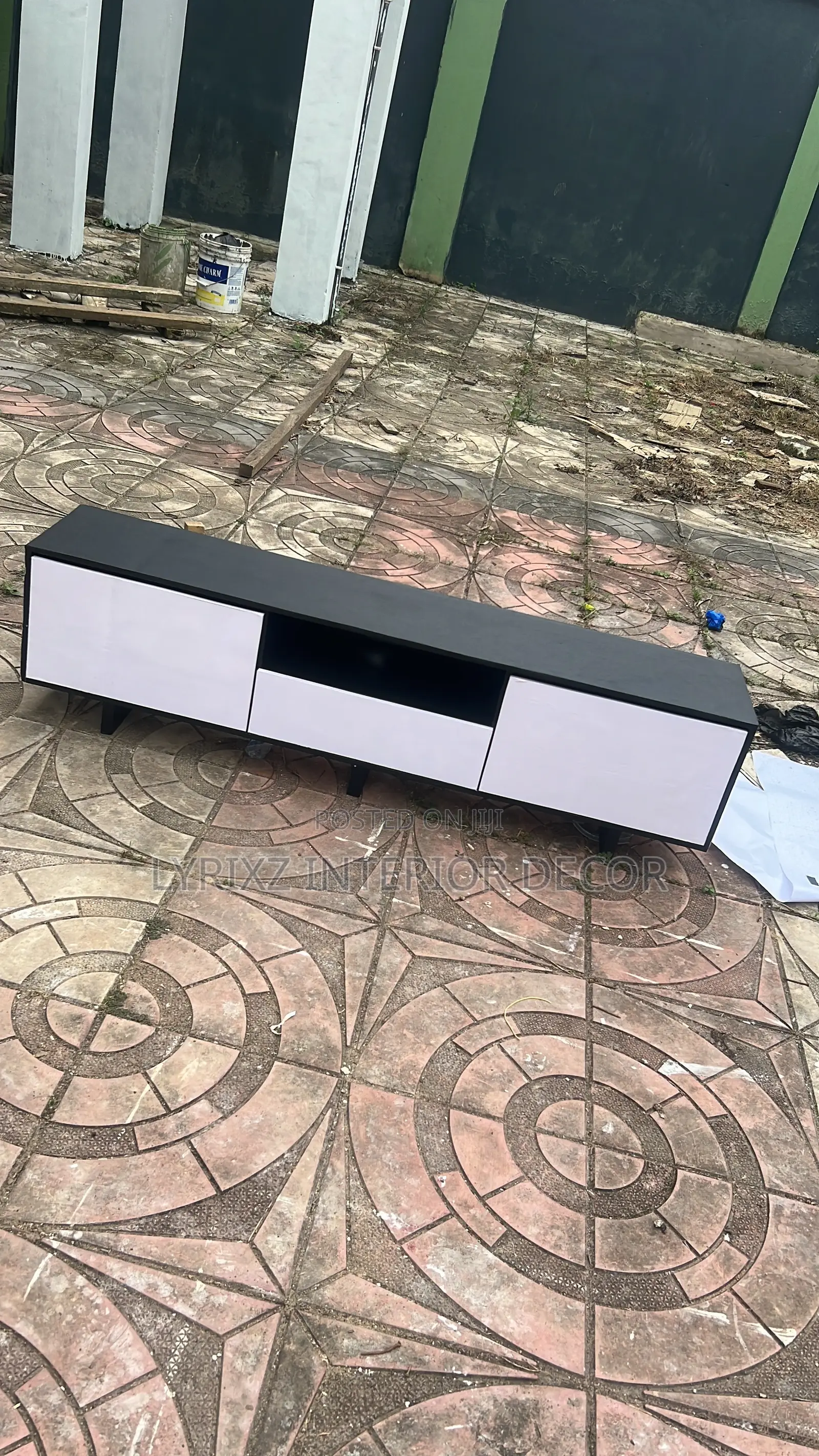 3 Storage TV Stand
