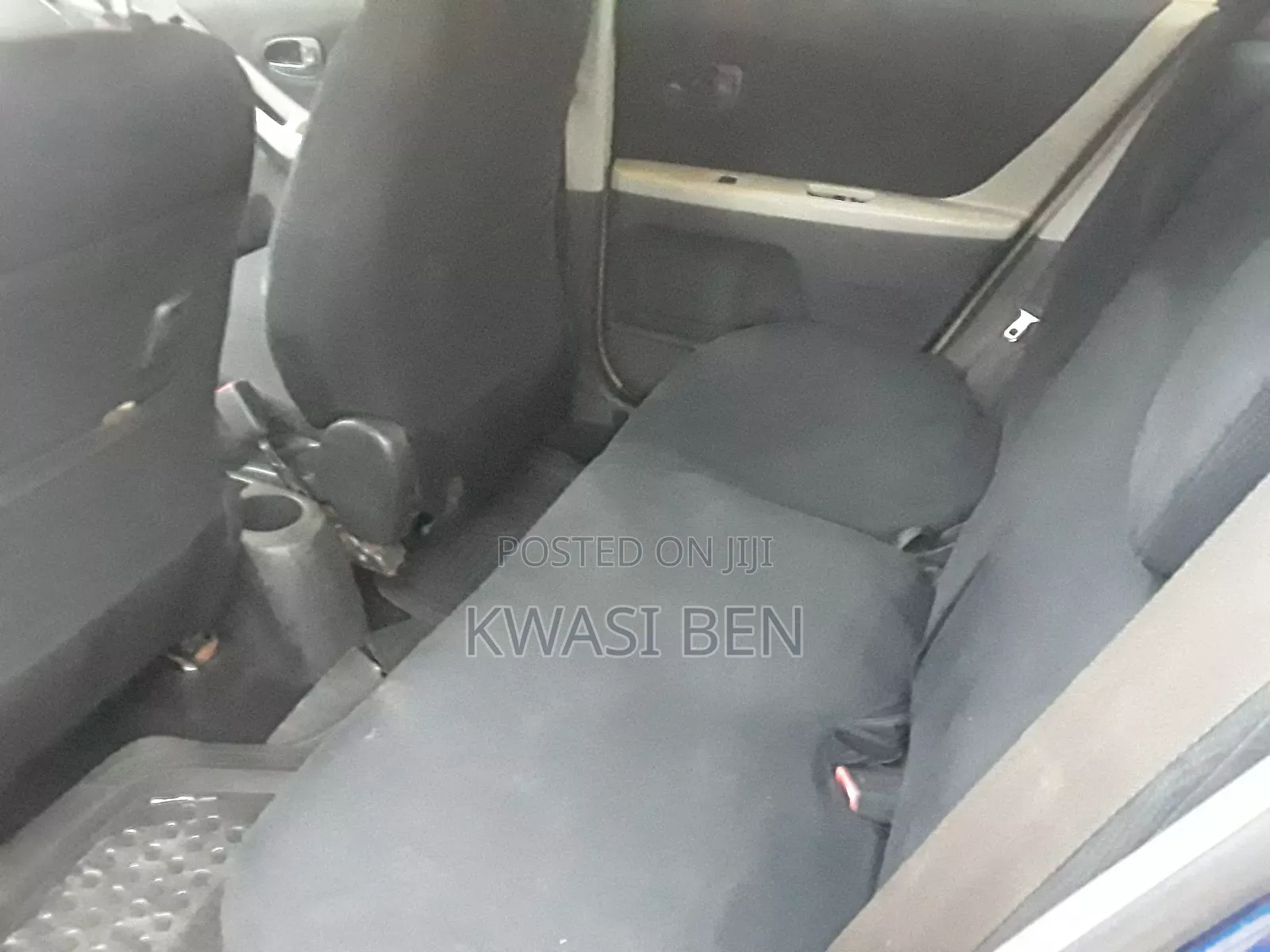 Toyota Vitz 2010 Blue