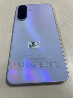 New Samsung Galaxy A36 128 GB Purple