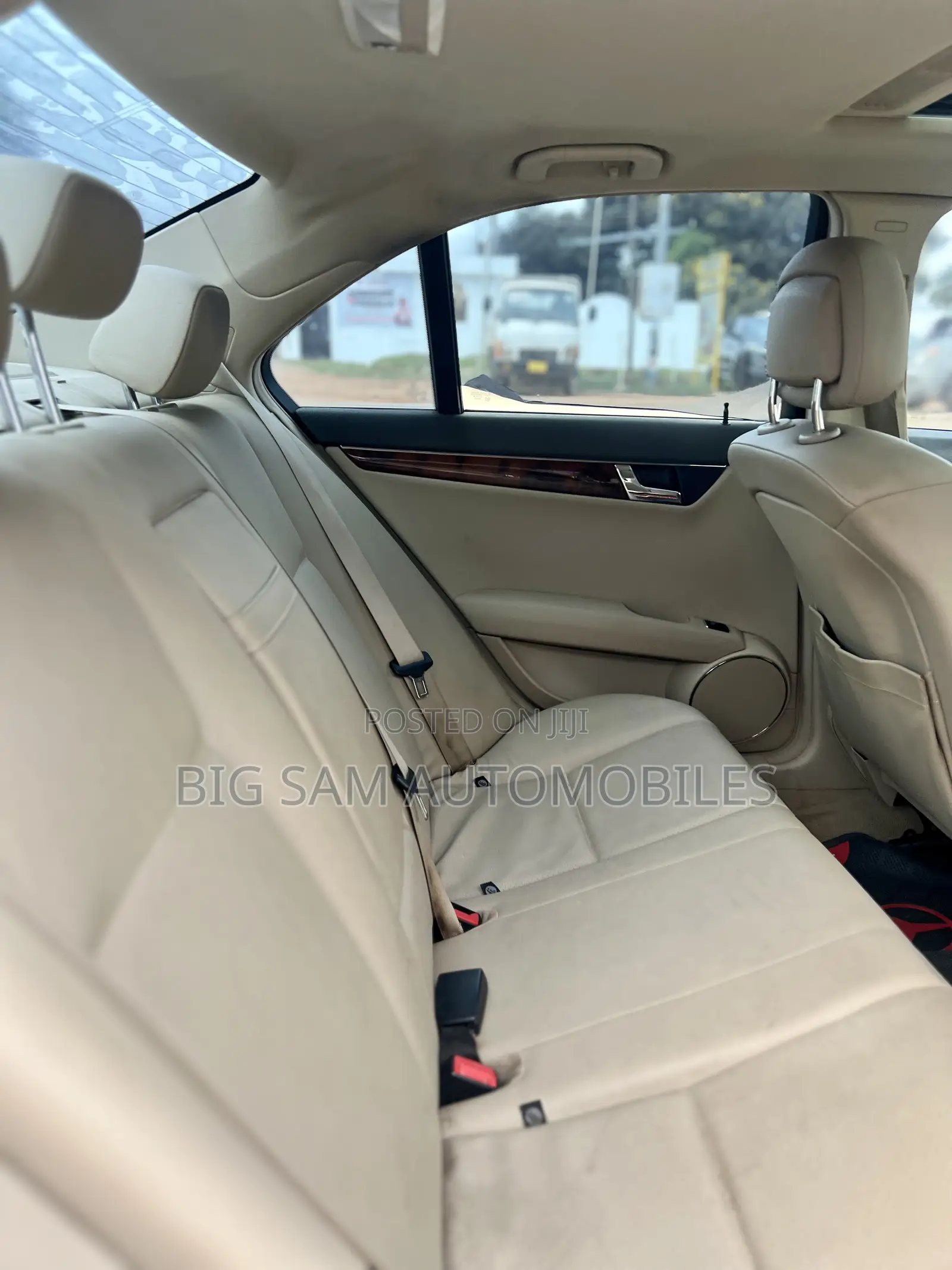 Mercedes-Benz C300 2012 White