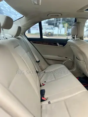 Mercedes-Benz C300 2012 White