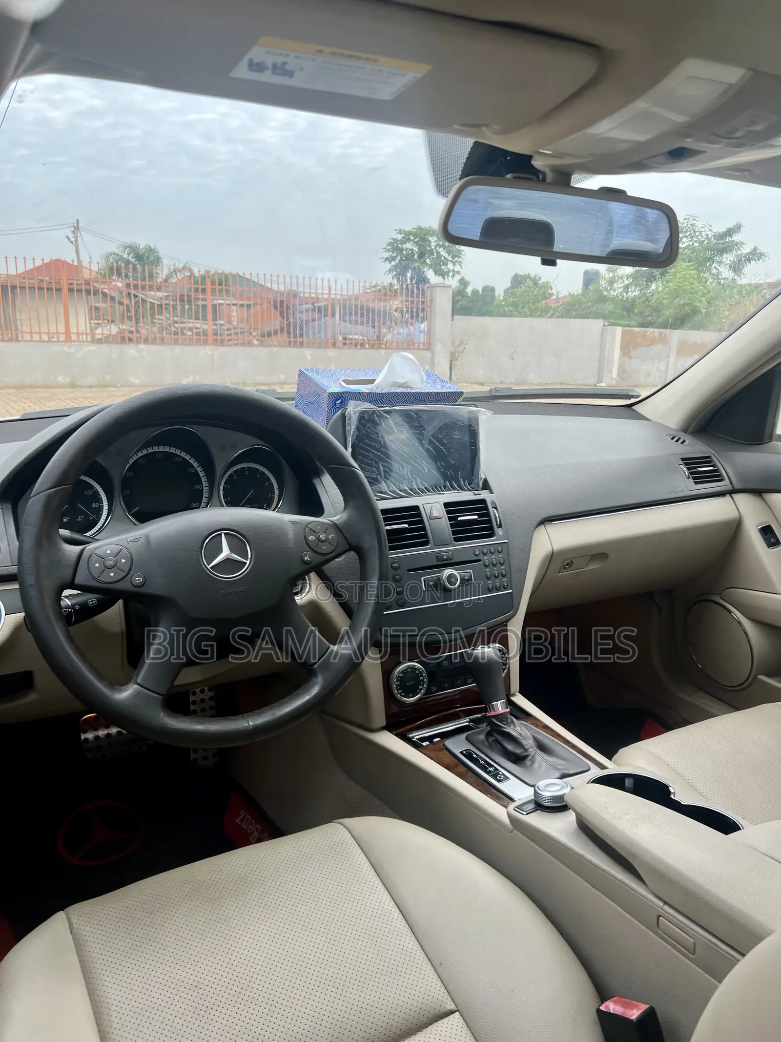 Mercedes-Benz C300 2012 White