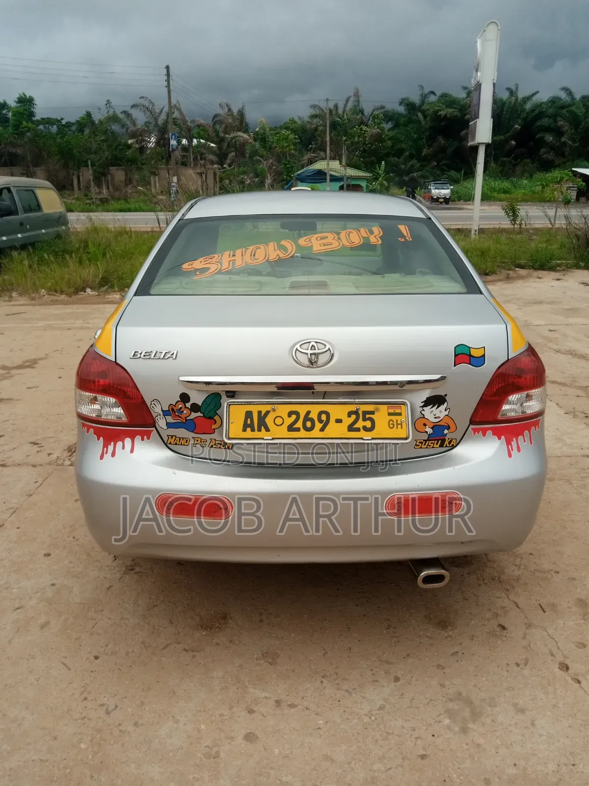 Toyota Belta 2012 Silver