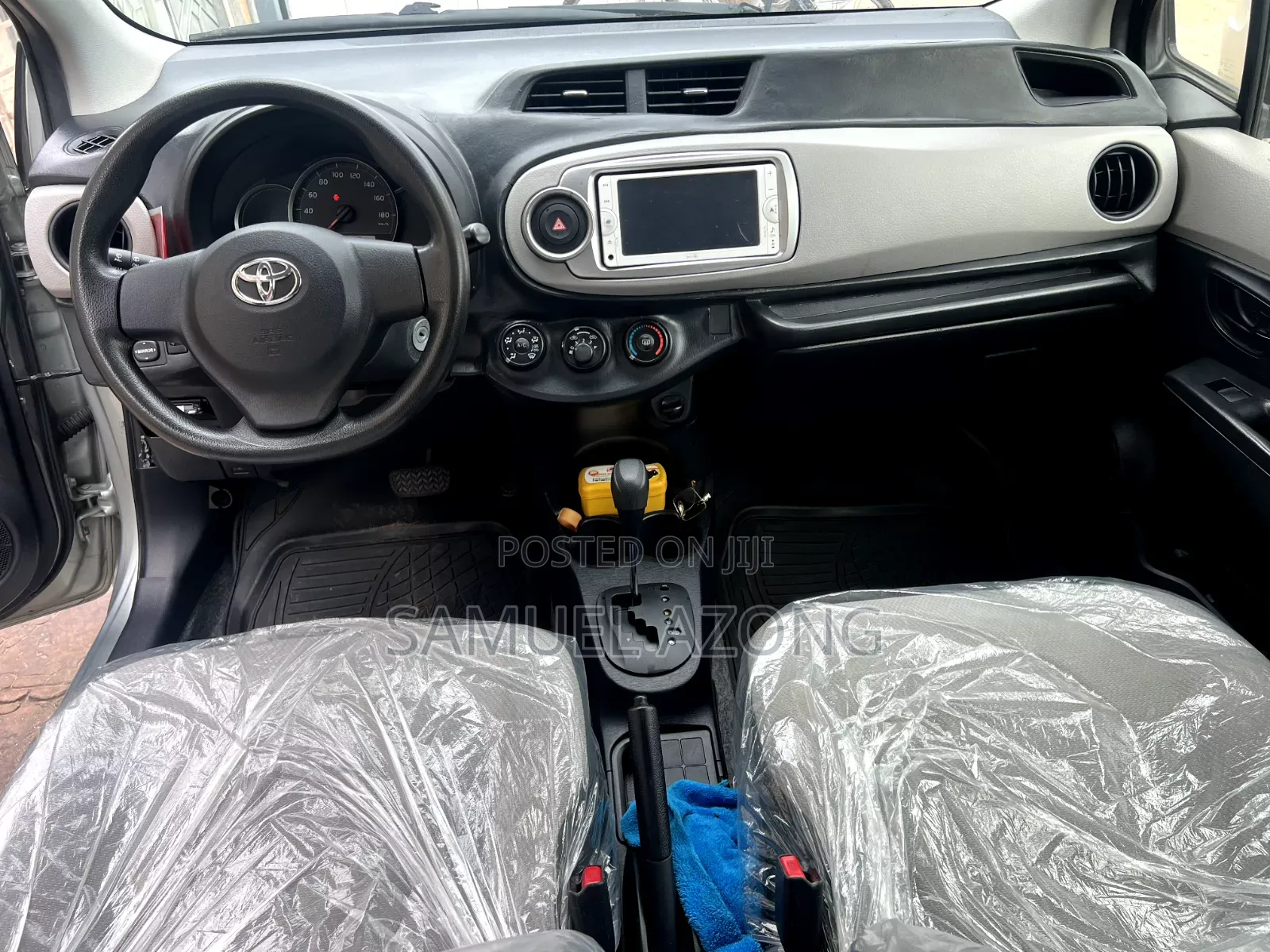 Toyota Vitz 1.3 AWD 3dr 2013 Silver