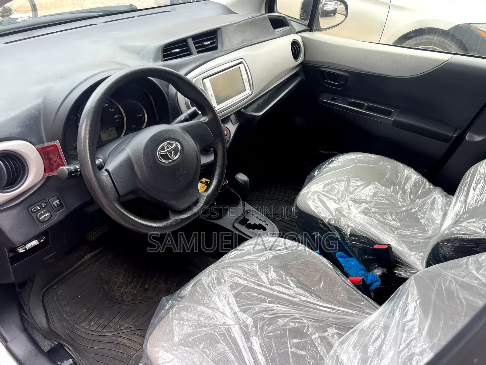 Toyota Vitz 1.3 AWD 3dr 2013 Silver