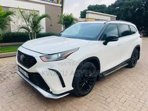 Toyota Highlander 2021 White