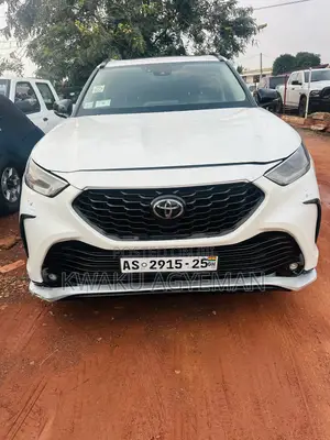 Toyota Highlander 2021 White