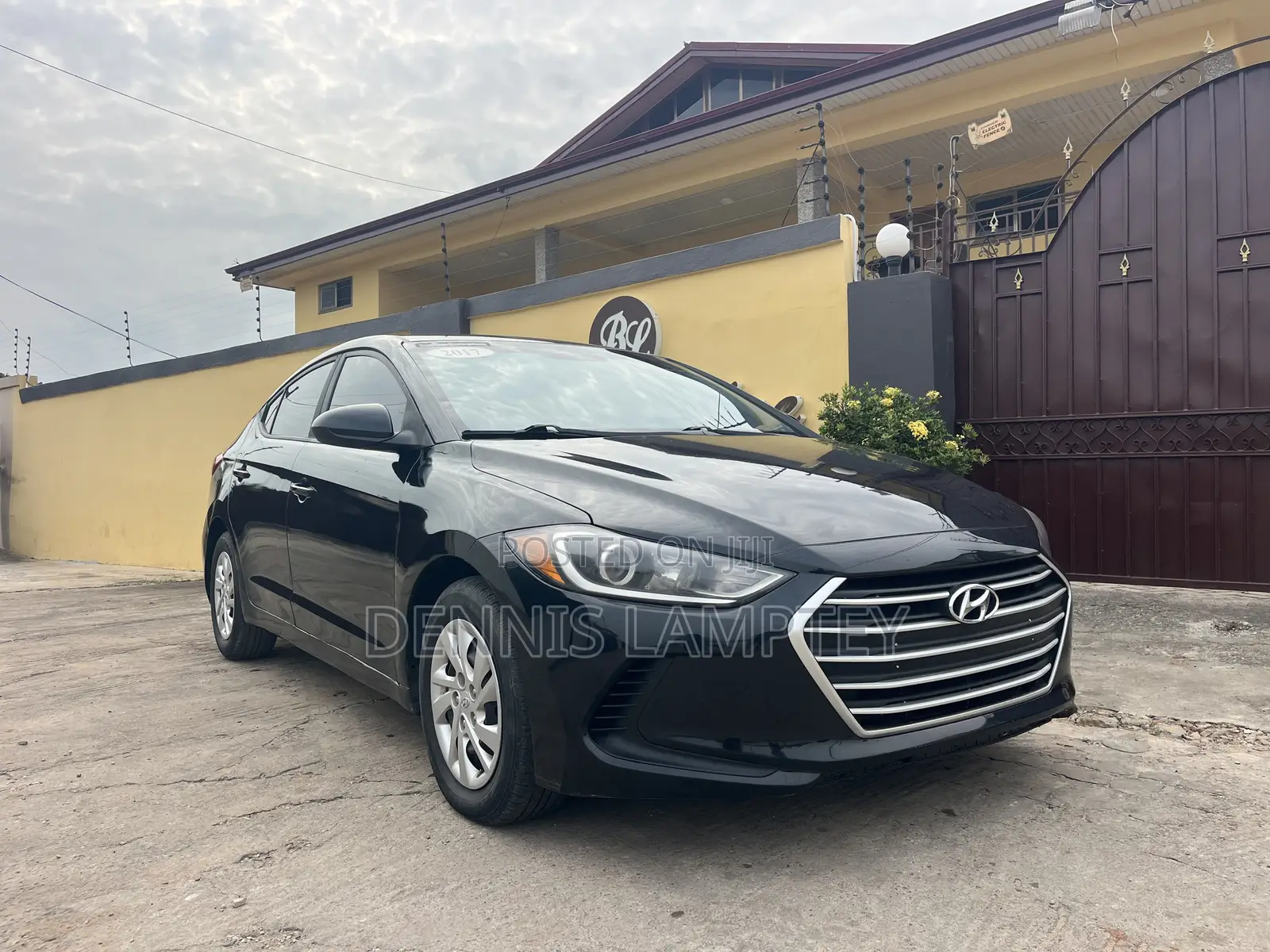 Hyundai Elantra 2017 Black