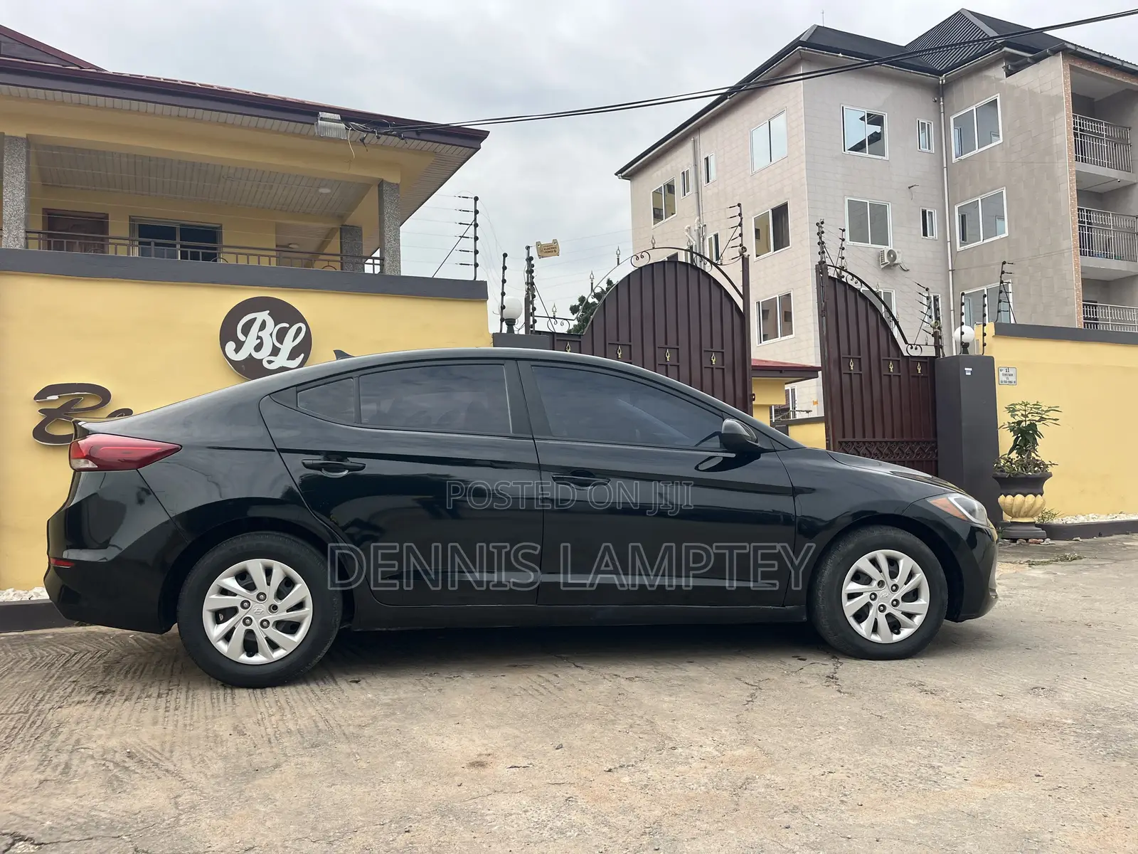 Hyundai Elantra 2017 Black