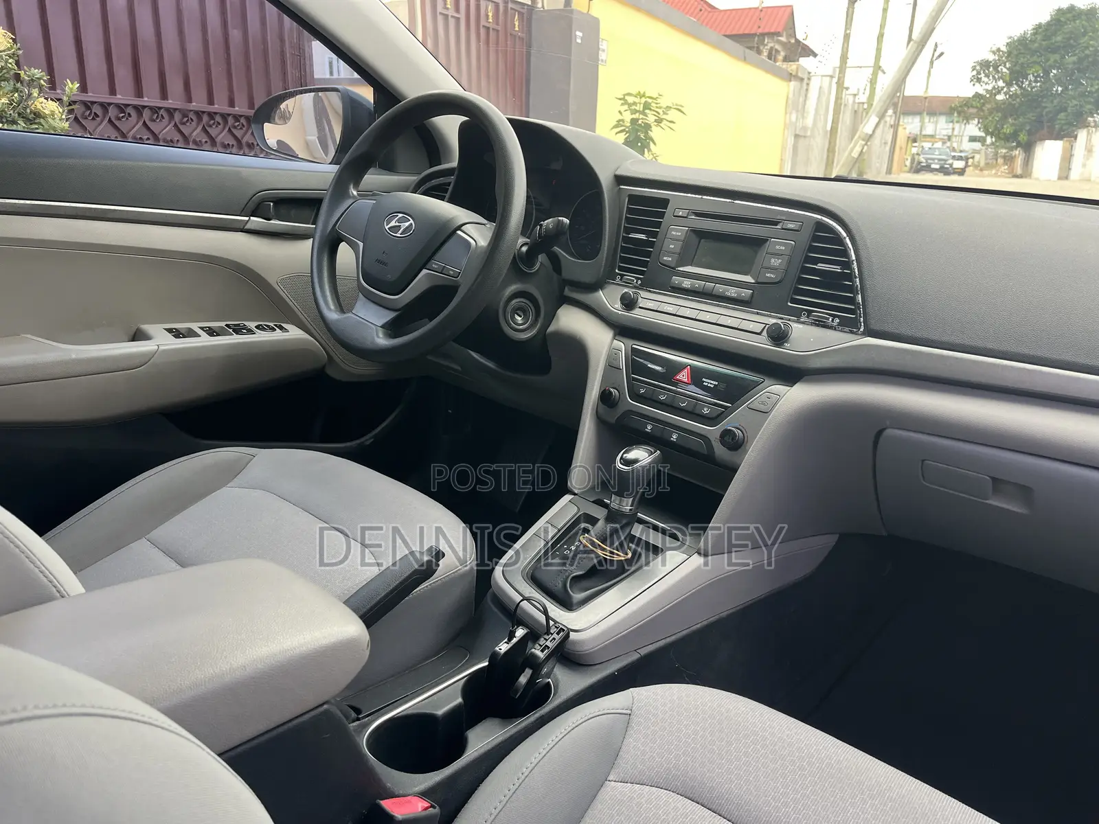 Hyundai Elantra 2017 Black
