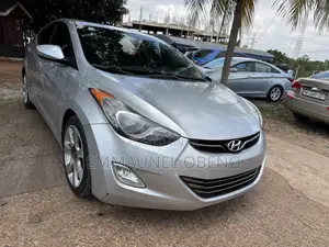 Hyundai Elantra 2013 Silver