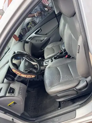 Hyundai Elantra 2013 Silver