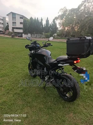 Yamaha 2024 Black