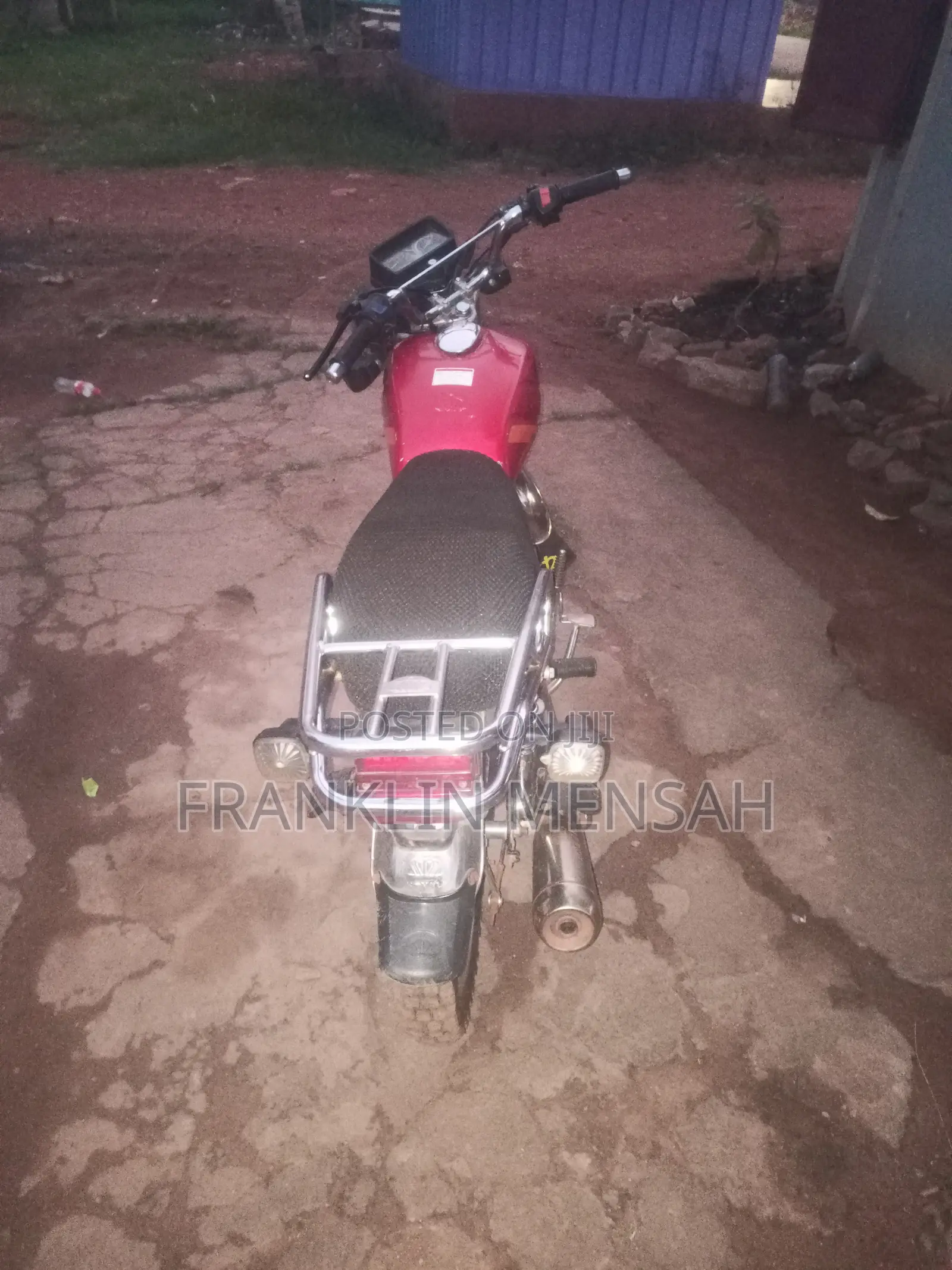 Royal Motorcycle 2025 Red