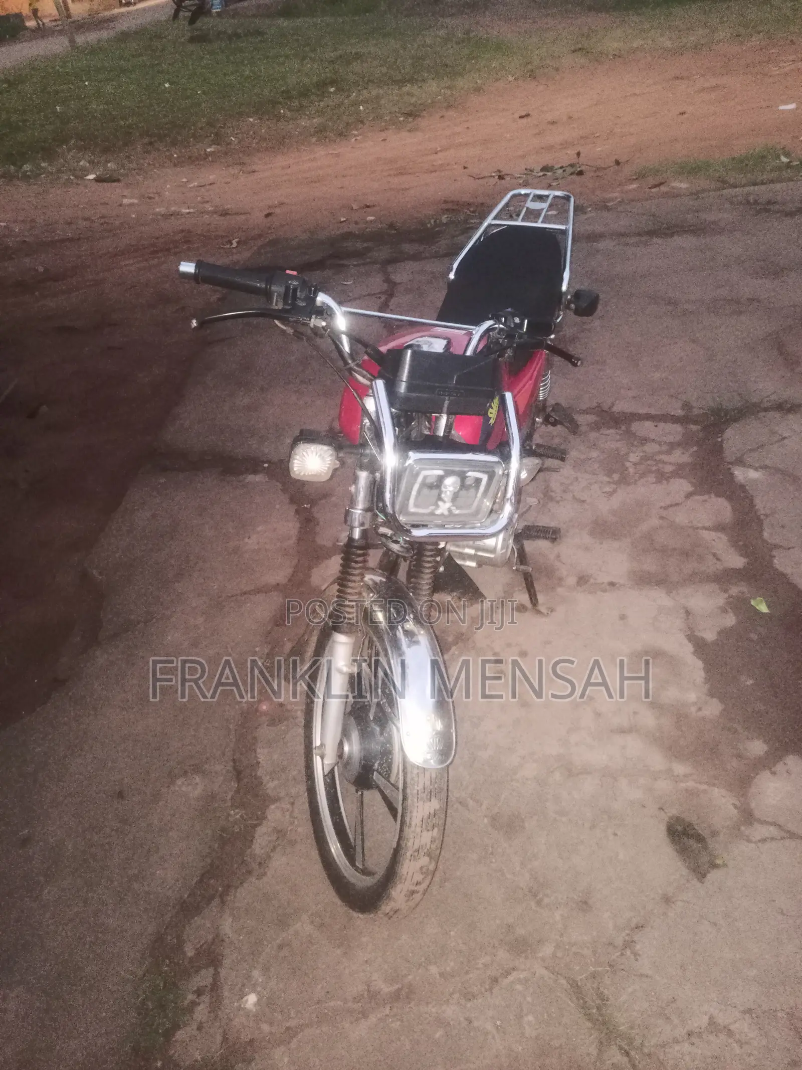 Royal Motorcycle 2025 Red