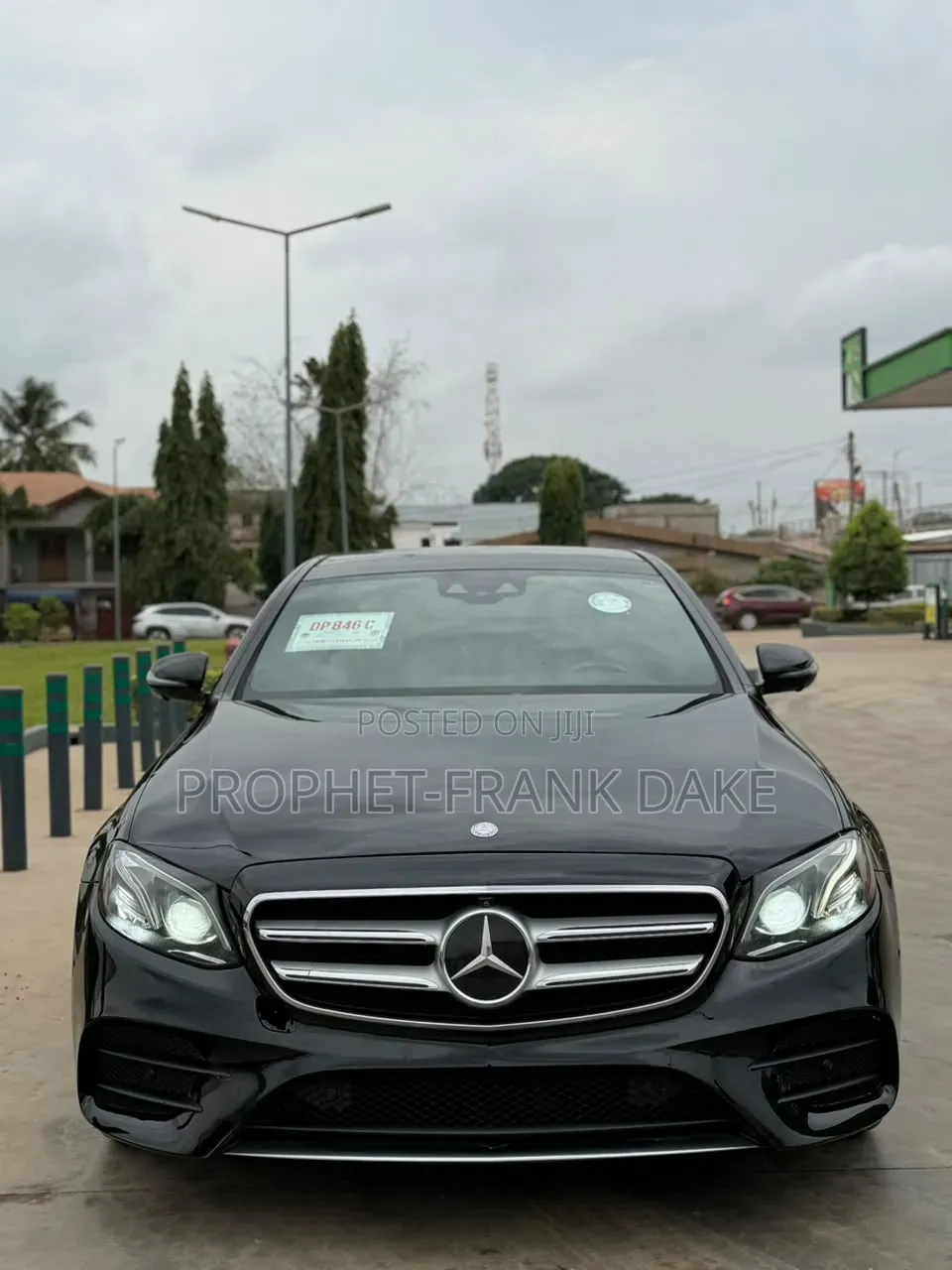 Mercedes-Benz E300 2018 Black
