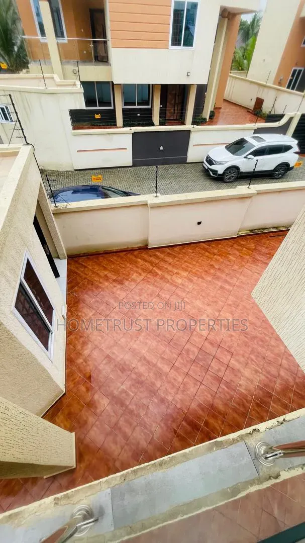 4bdrm Duplex in Ga Odumase, Pokuase for sale