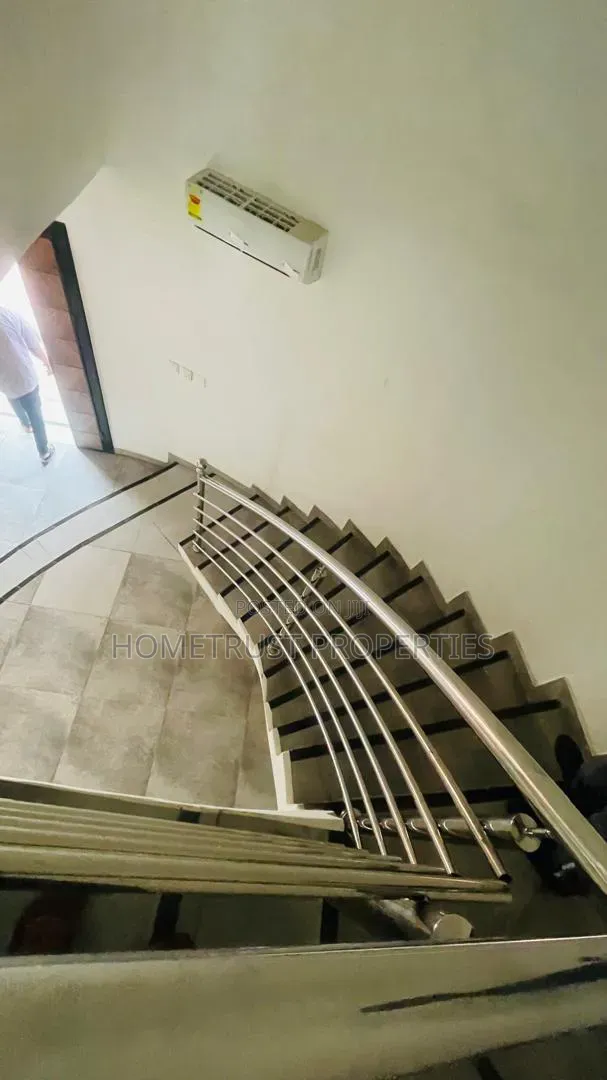 4bdrm Duplex in Ga Odumase, Pokuase for sale