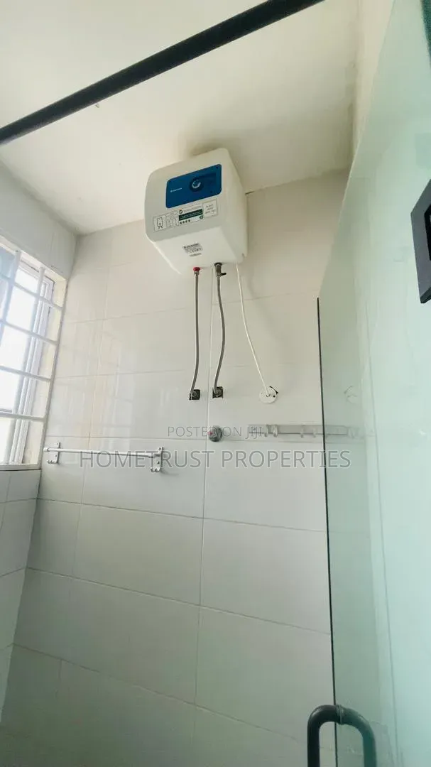 4bdrm Duplex in Ga Odumase, Pokuase for sale