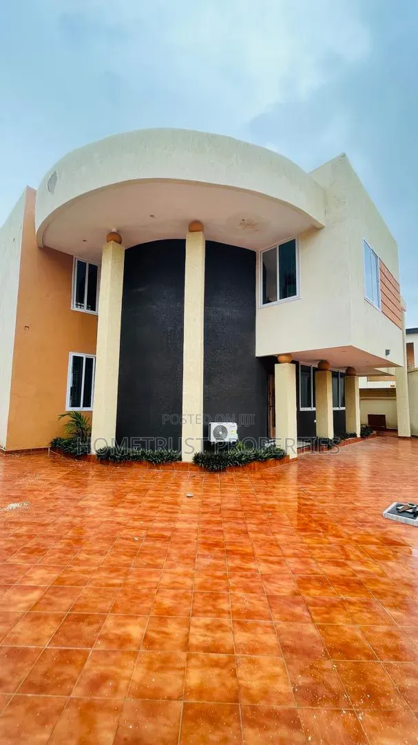 4bdrm Duplex in Ga Odumase, Pokuase for sale