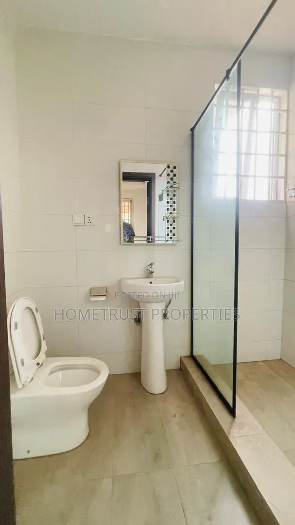 4bdrm Duplex in Ga Odumase, Pokuase for sale