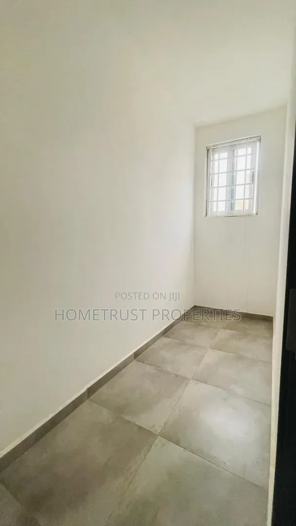4bdrm Duplex in Ga Odumase, Pokuase for sale