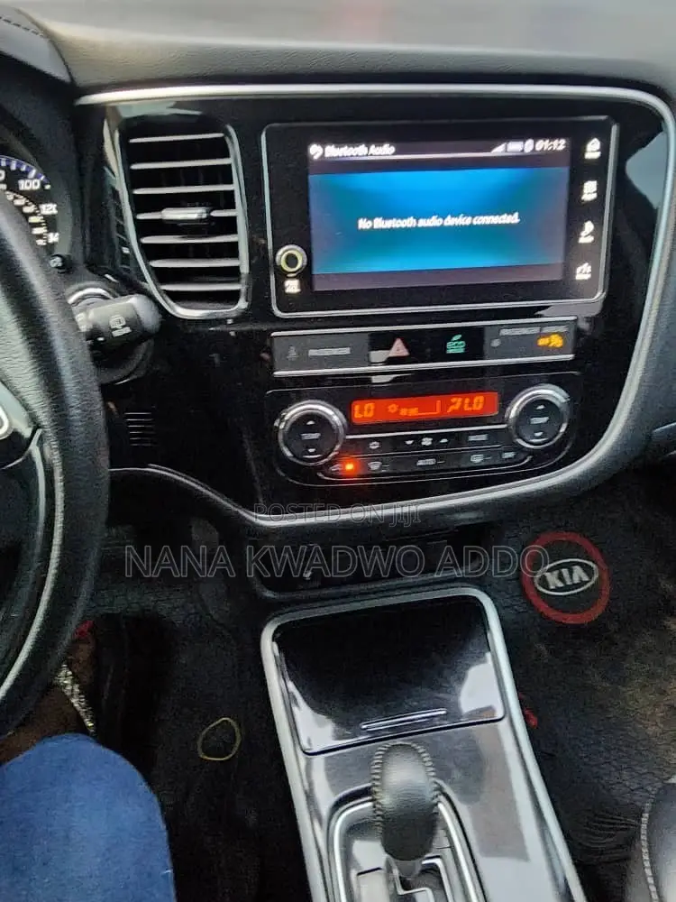 Mitsubishi Outlander 2020 White