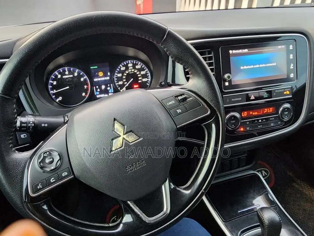 Mitsubishi Outlander 2020 White