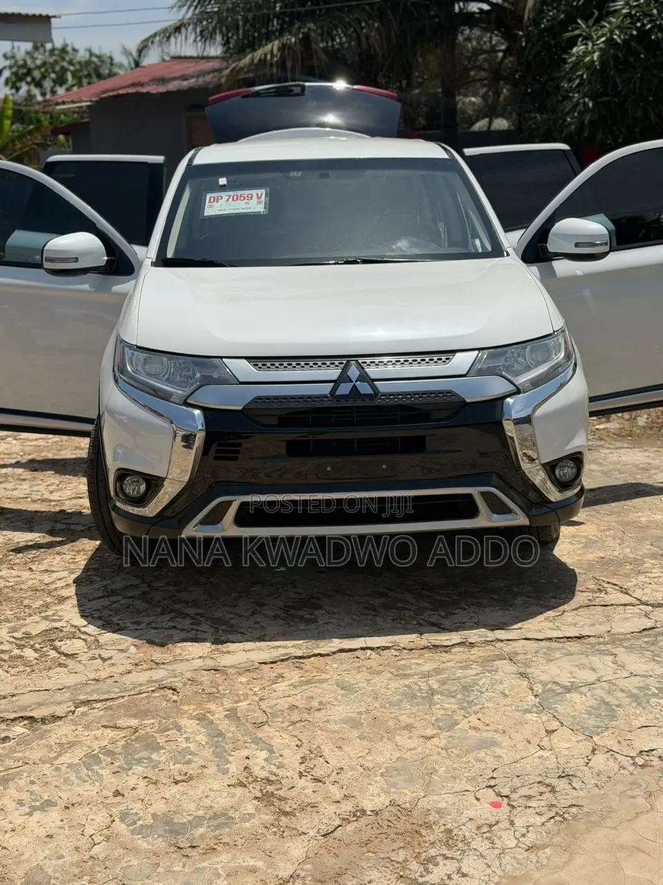 Mitsubishi Outlander 2020 White