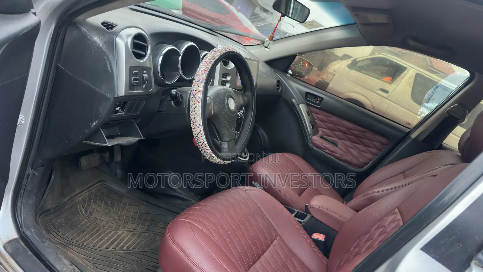 Pontiac Vibe 1.8L 2009 Silver